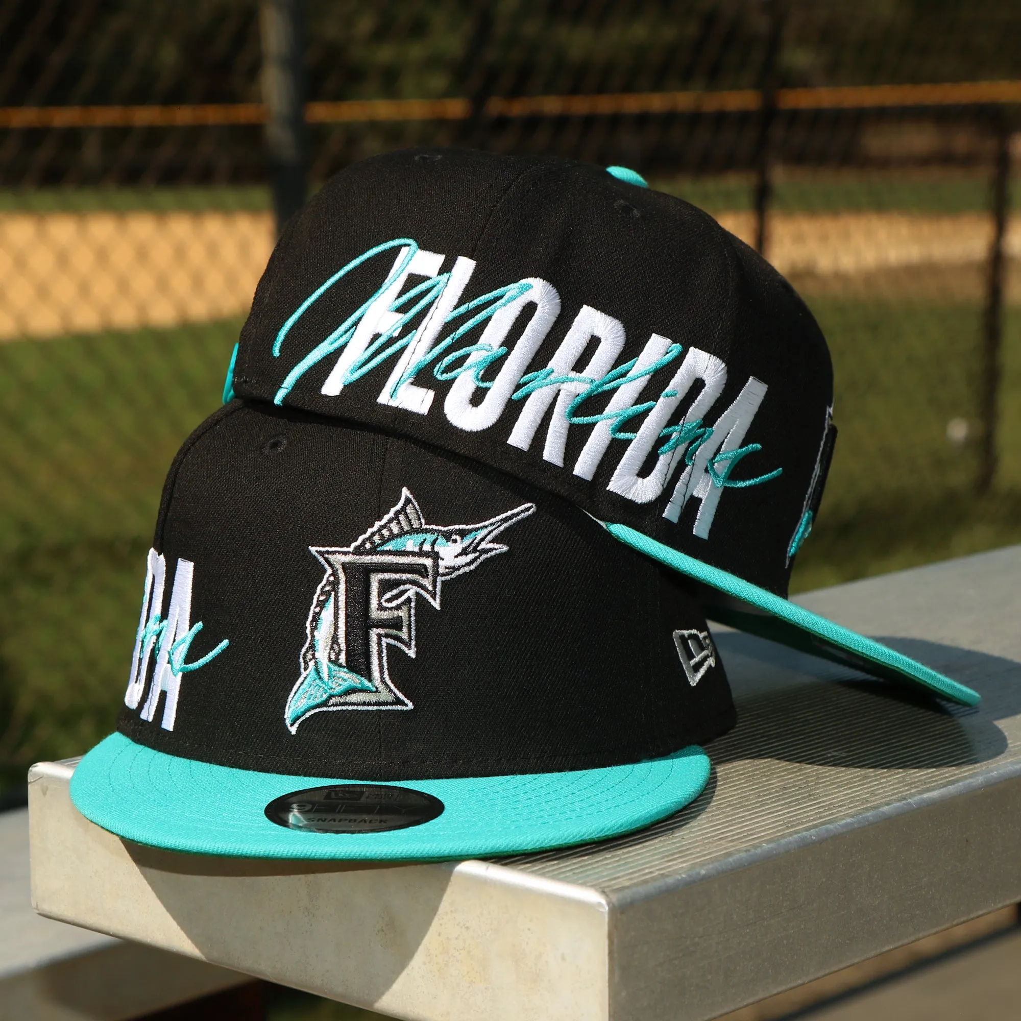 Cooperstown Florida Marlins MLB Side Font Green Bottom 9Fifty Snapback Cap | Black Snap Cap