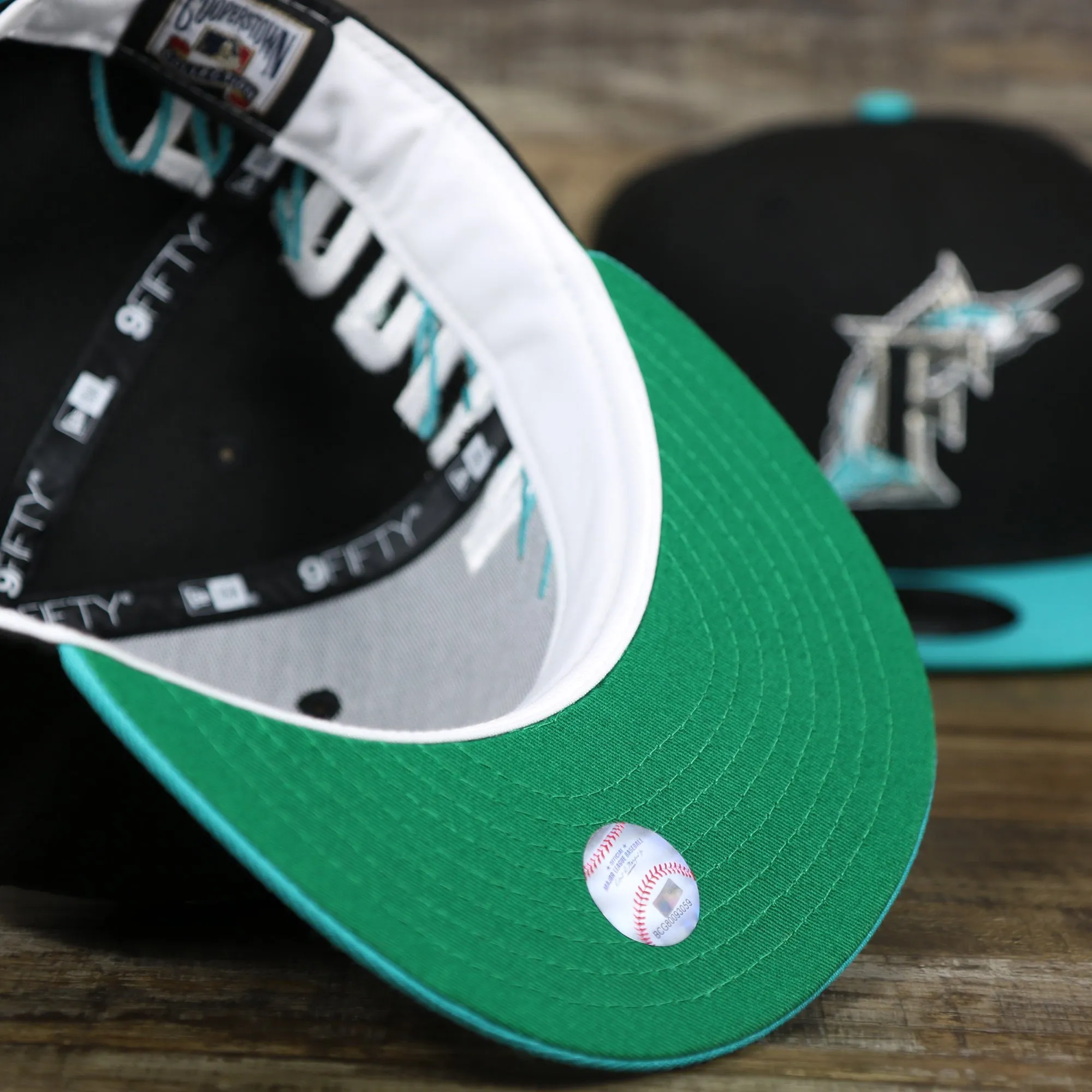 Cooperstown Florida Marlins MLB Side Font Green Bottom 9Fifty Snapback Cap | Black Snap Cap