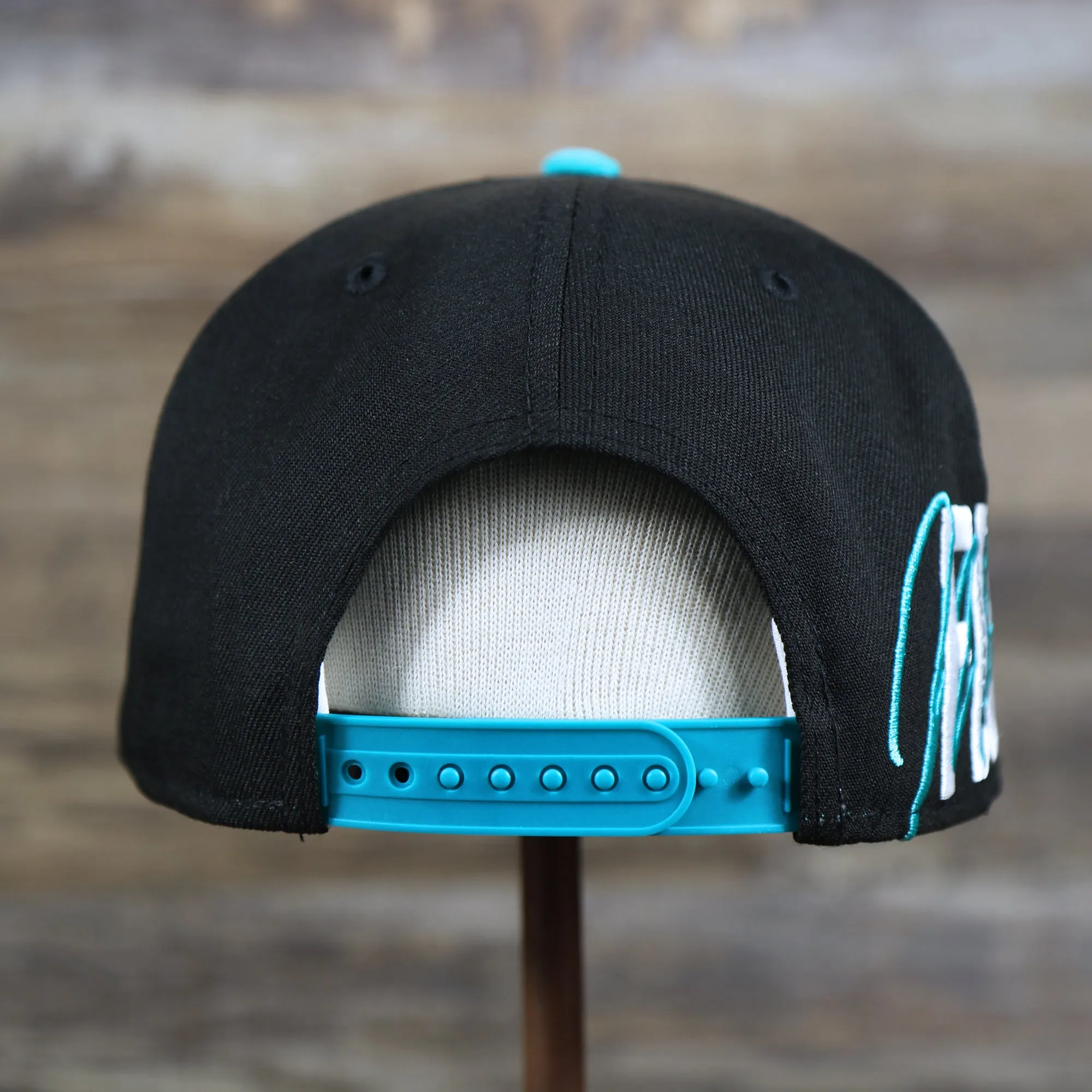 Cooperstown Florida Marlins MLB Side Font Green Bottom 9Fifty Snapback Cap | Black Snap Cap