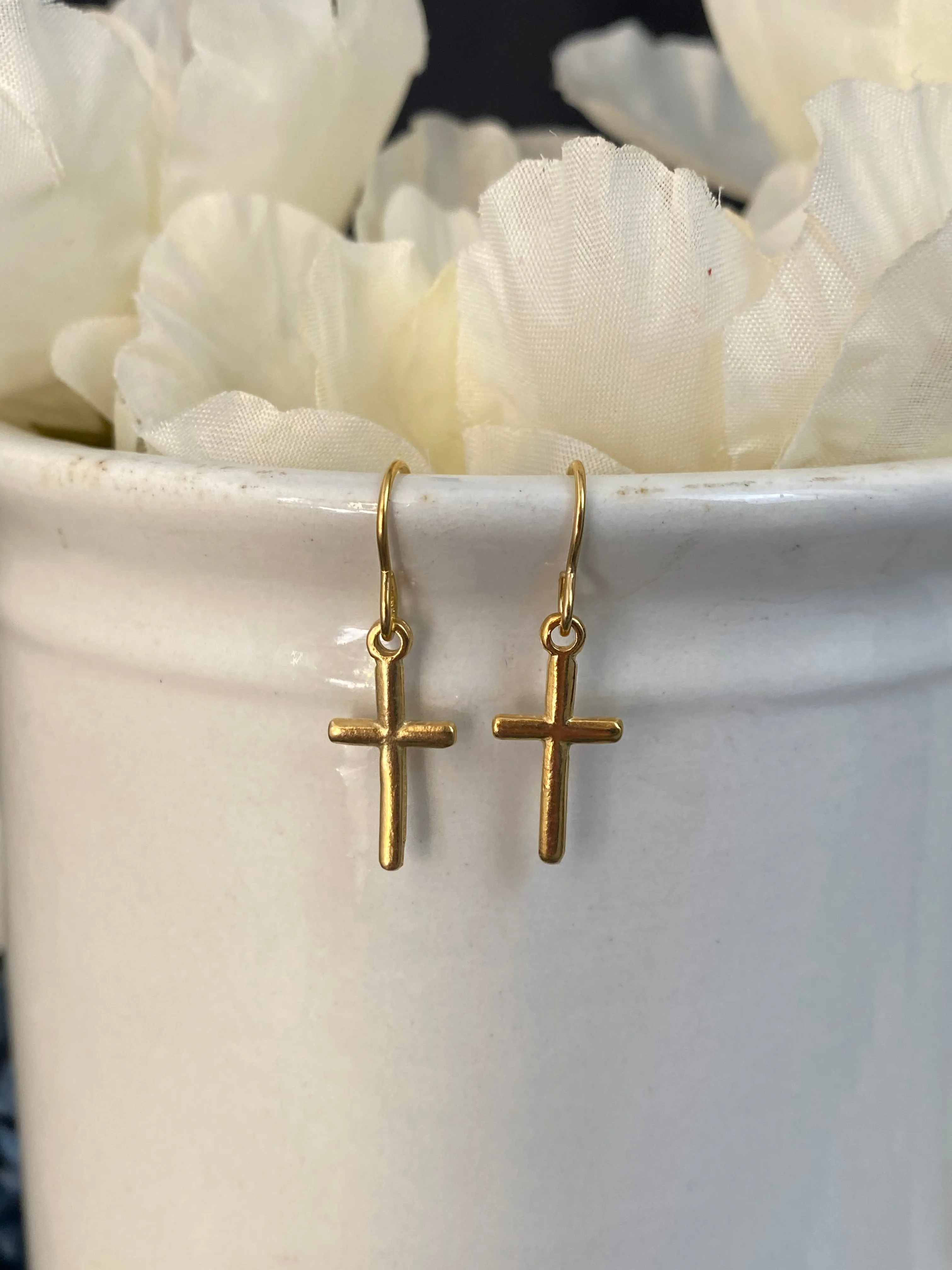 Cross earrings. 14k gold metal, earrings.