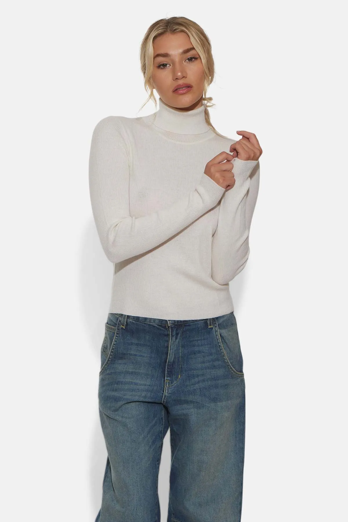 Eva Cashmere Turtleneck Sweater - Ivory