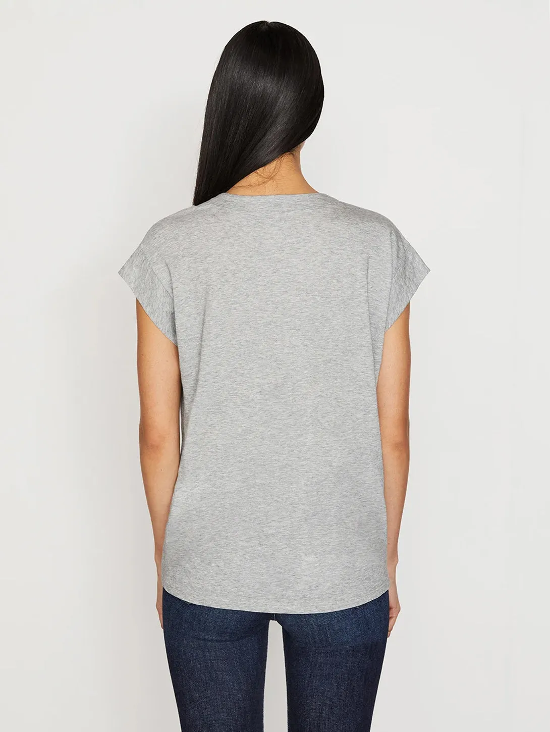 Le Mid Rise V Neck T-Shirt - Gris