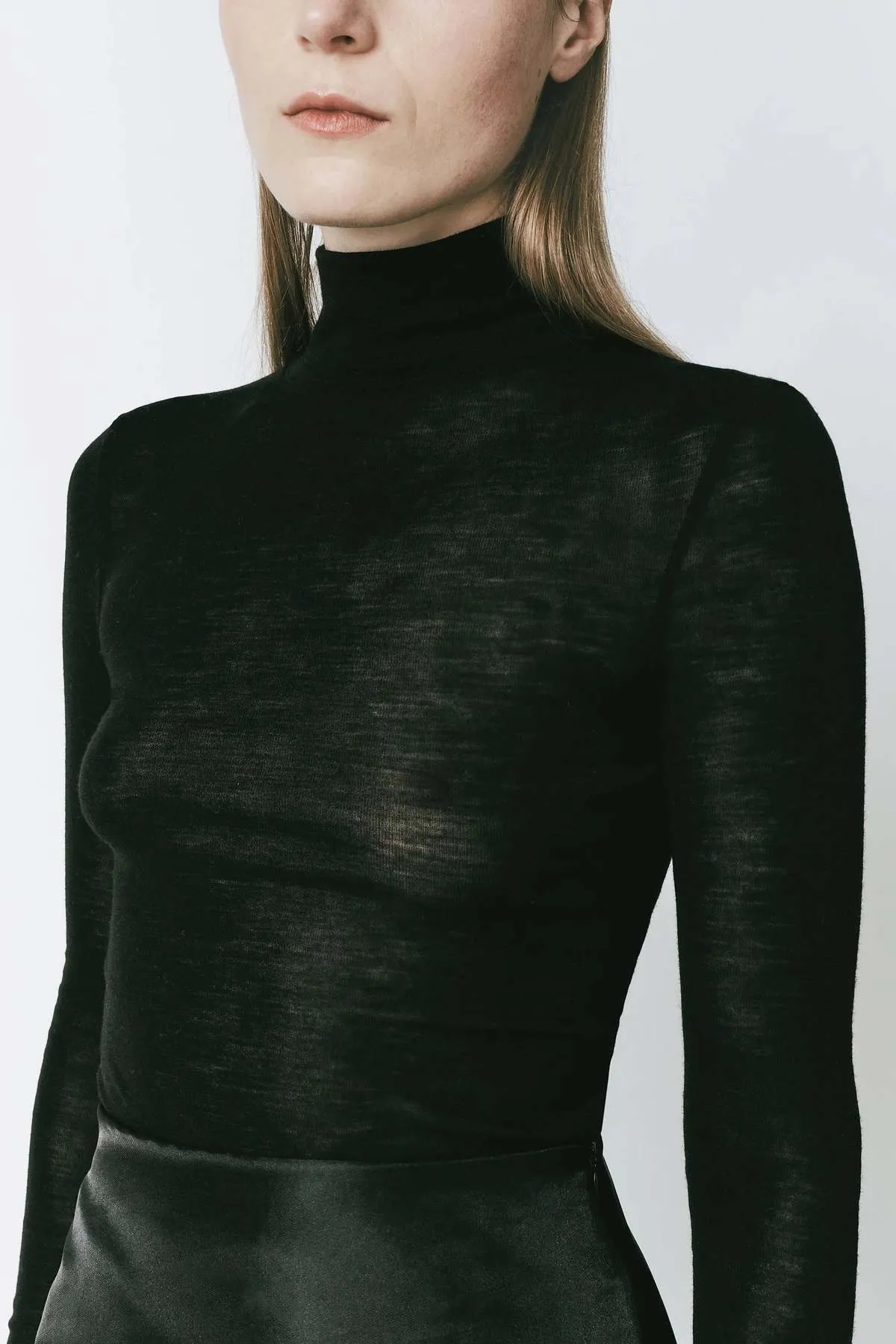 Pantheon Turtleneck - Black