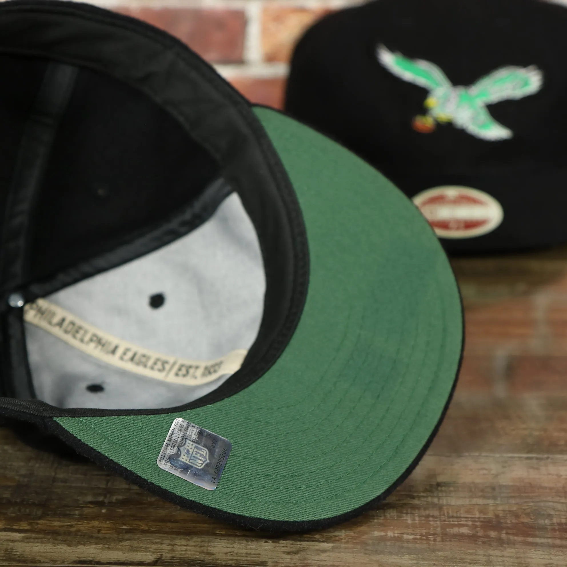 Philadelphia Eagles Vintage 1933 Heritage Series Retro Crown Black  59Fifty Fitted Cap