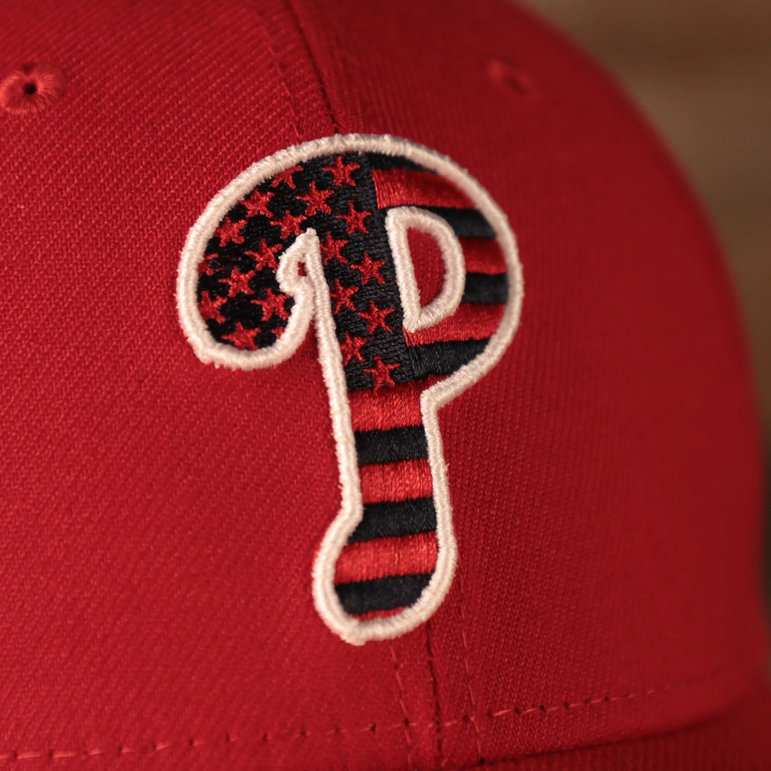 Philadelphia Phillies MLB 2021 Fourth of July 3930 Flexfit Hat | Phillies On Field 4th Of July Red Flexfit