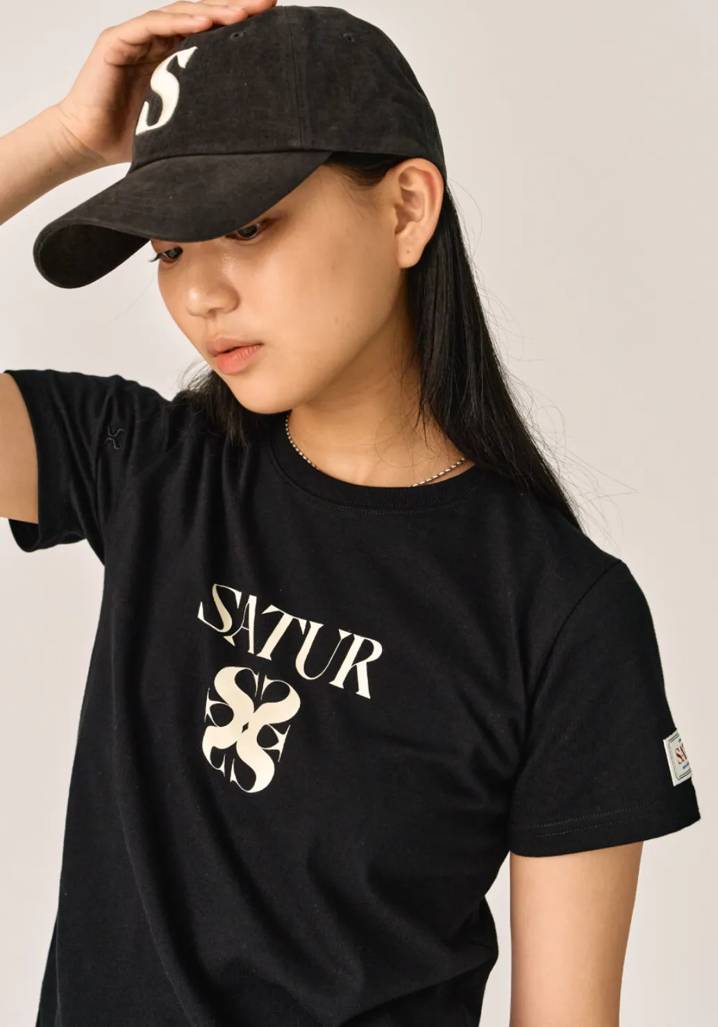 SATUR  |T-Shirts